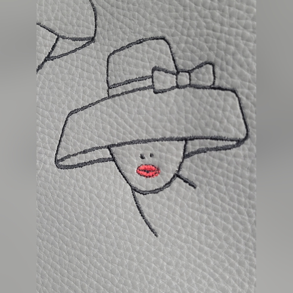 Unique Fashionable Women in Hats Elephant Gray Pebble Tote Bag. - Picture 4 of 9